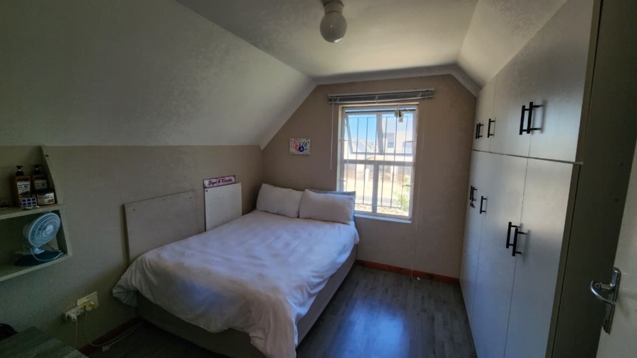 4 Bedroom Property for Sale in Mykonos Western Cape